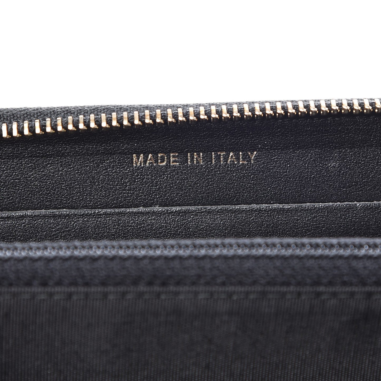 Caviar Quilted Small Filigree Zip Around Wallet Black