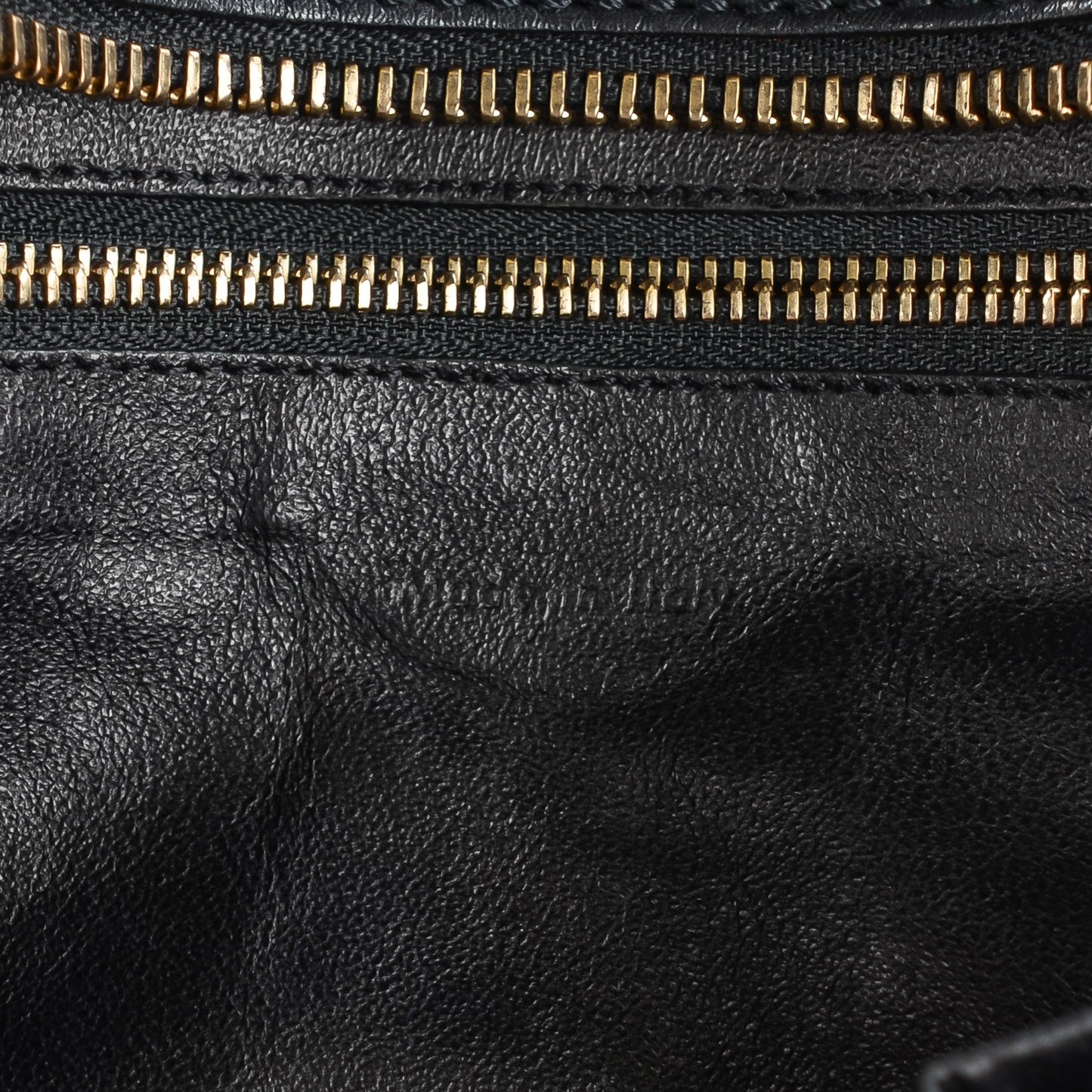 Smooth Calfskin Medium Luggage Black