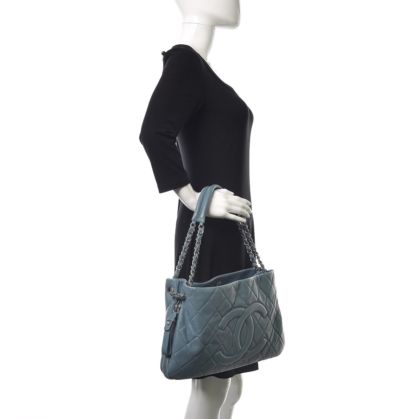 Caviar Quilted Expandable Zip Shoulder Bag Blue