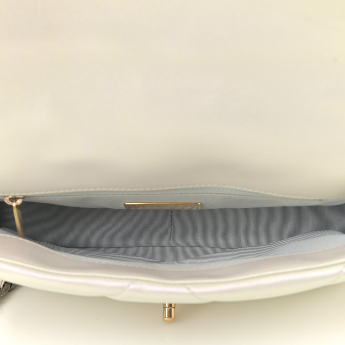 Iridescent Calfskin Quilted Medium Chanel 19 Flap White