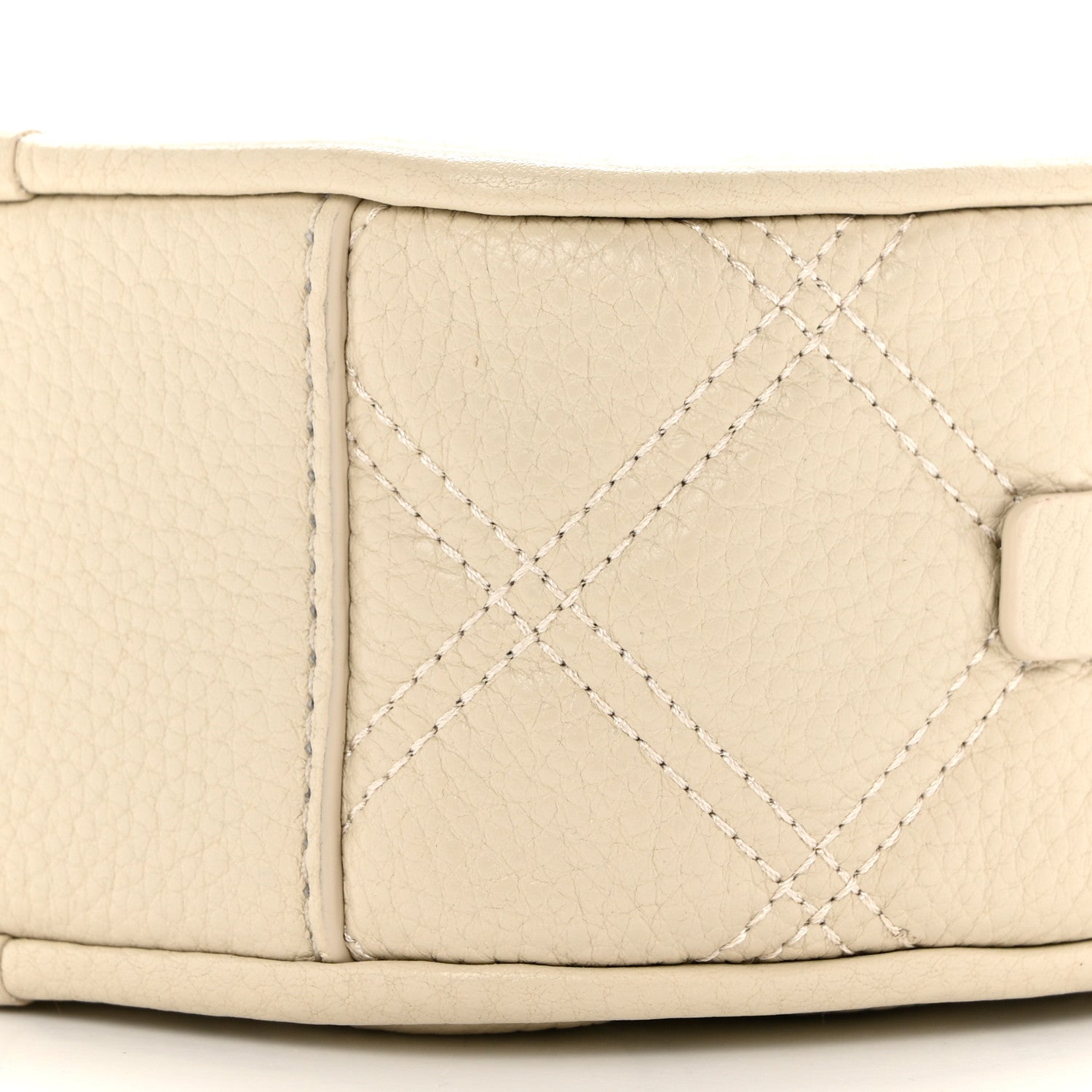 Marc Jacobs Grained Calfskin Quilted The Status Round Crossbody Oatmilk 11 of 12