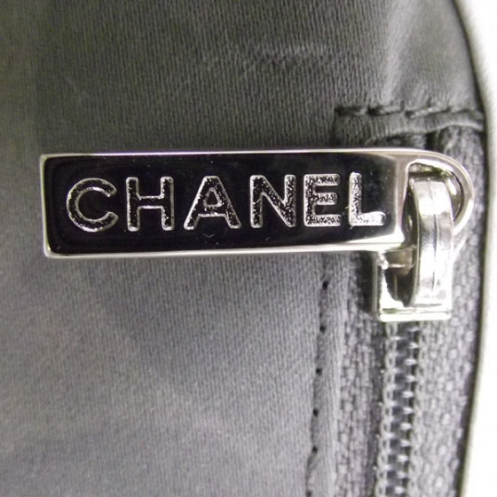 Leather Modern Chain Flap White