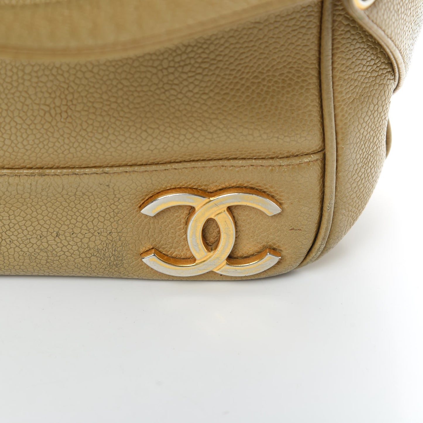Caviar Shoulder Bag Beige