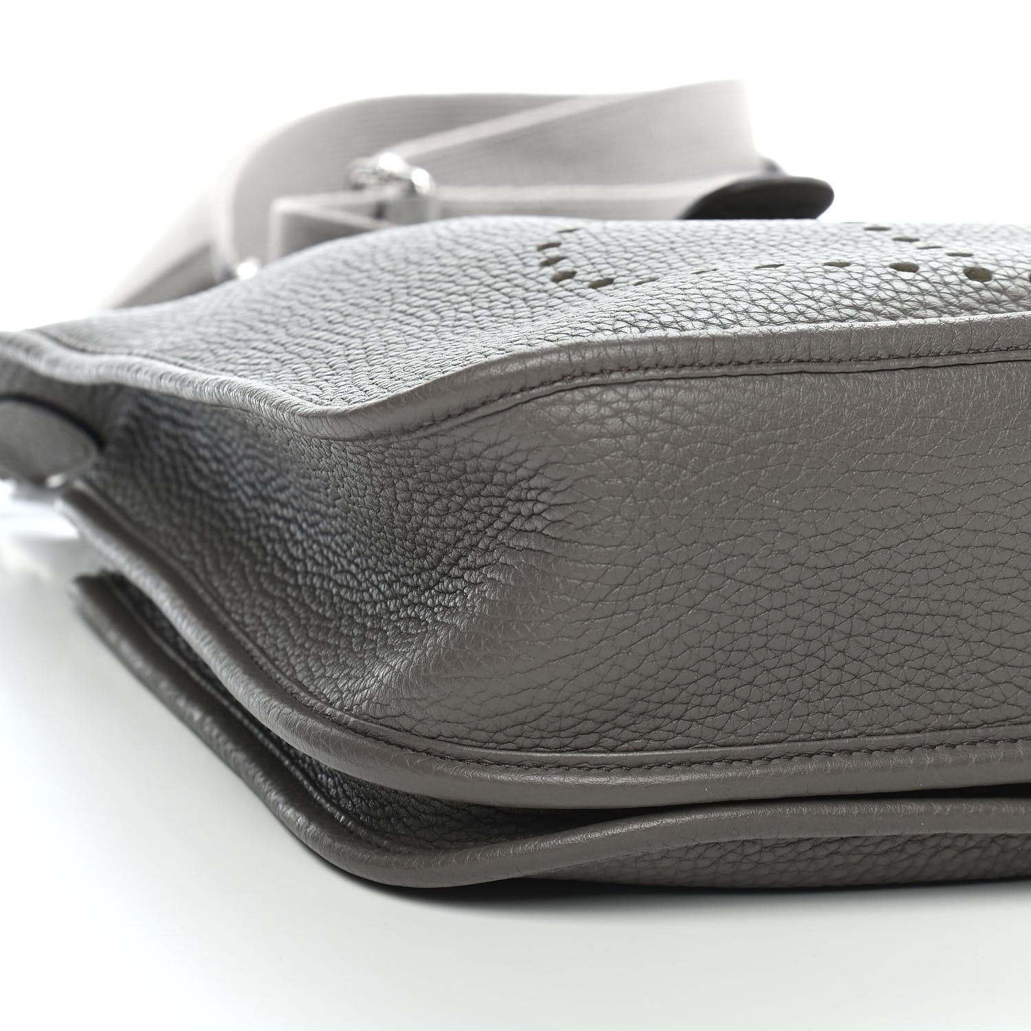 Hermes Taurillon Clemence Evelyne III PM Etain 8 of 9