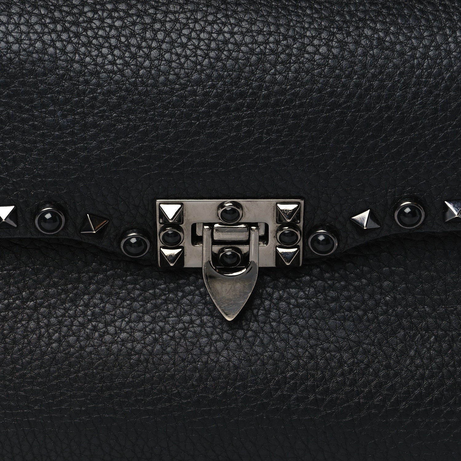 Valentino Garavani Pebbled Calfskin Onyx Medium Rockstud Rolling Flap Saddle Bag Black 7 of 9