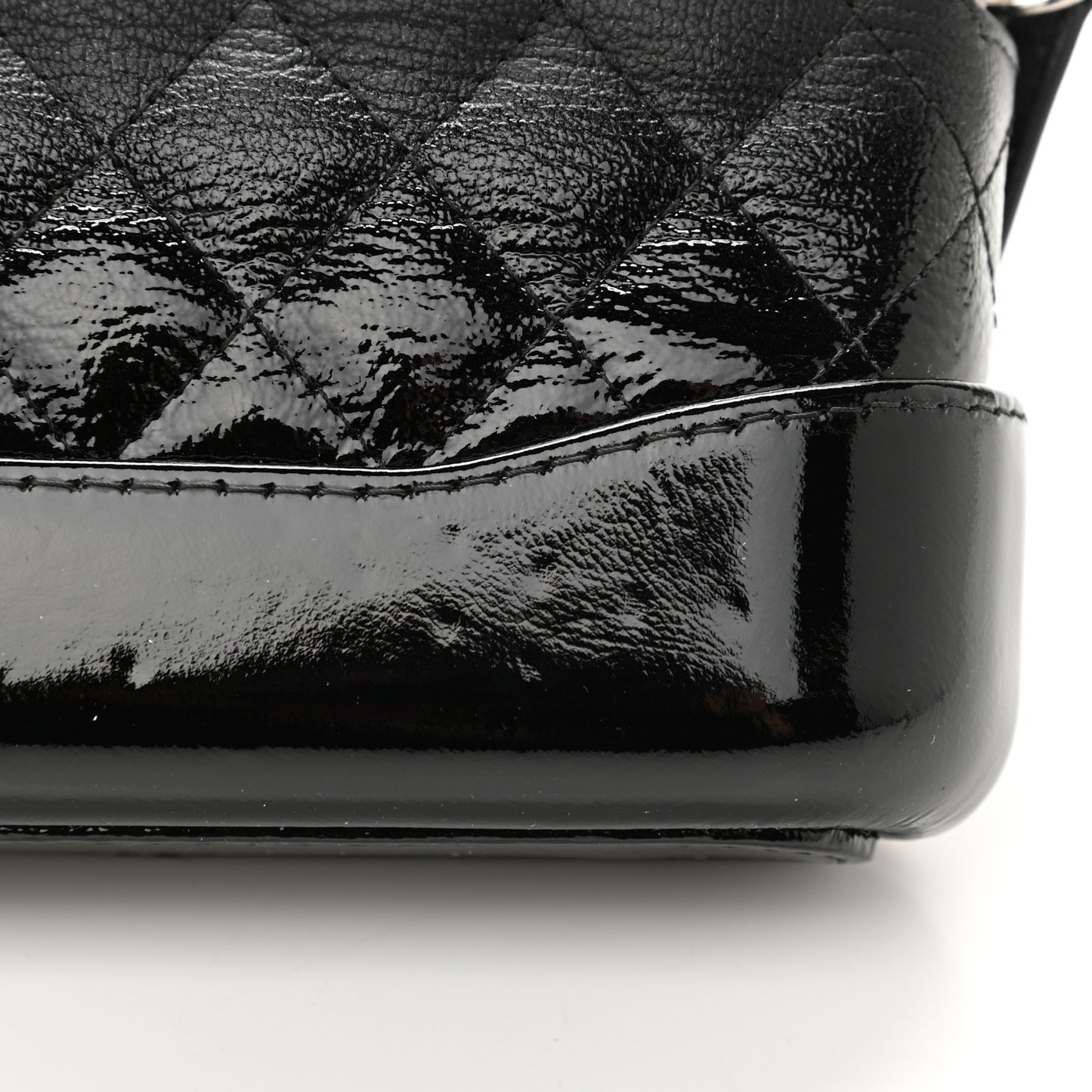 Patent Goatskin Quilted Small Gabrielle Clutch With Chain Black