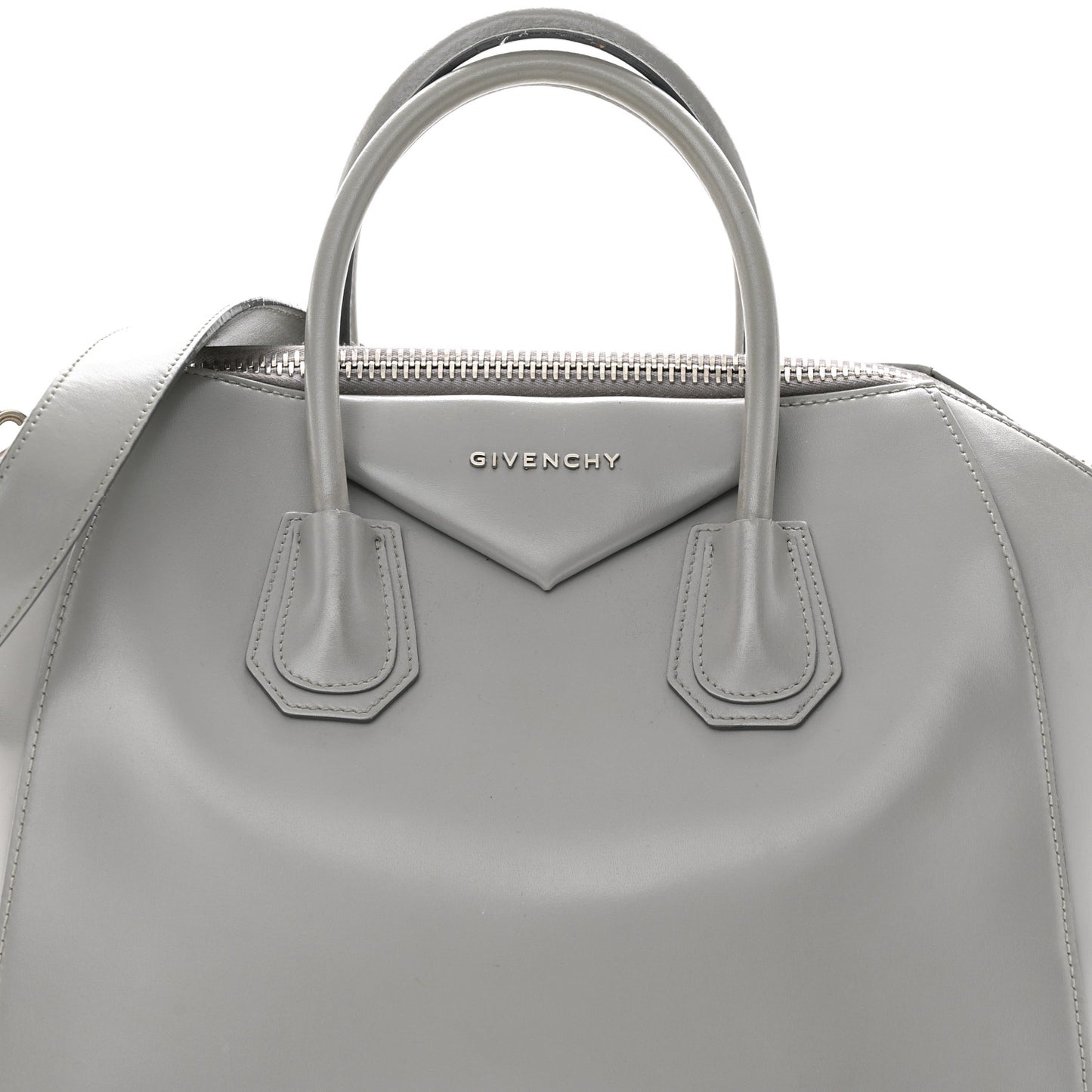 Shiny Lord Calfskin Medium Antigona Pearl Grey