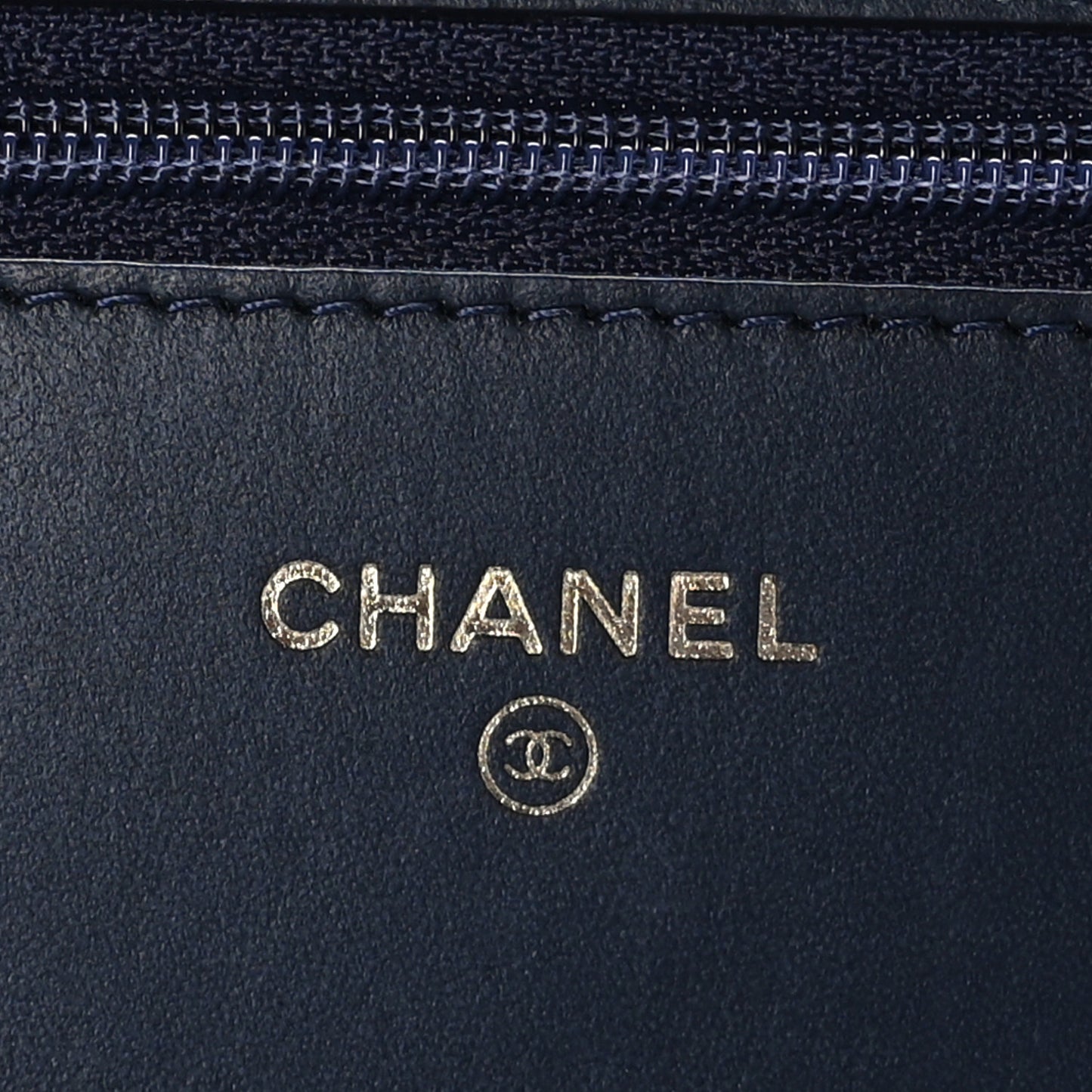 Caviar Quilted Boy Wallet On Chain WOC Navy
