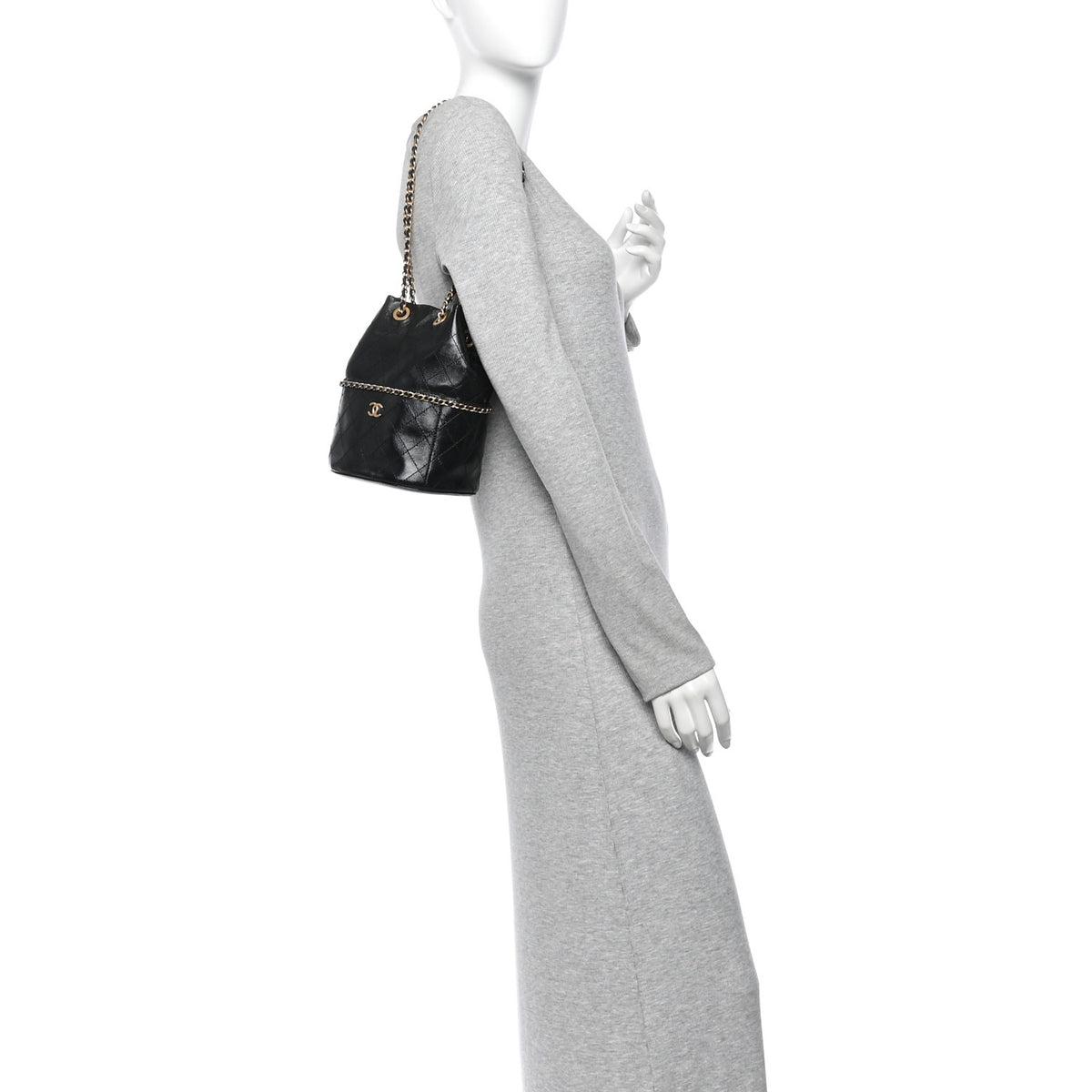 Shiny Lambskin Quilted Chain Around Drawstring Bucket Clutch With Chain Black