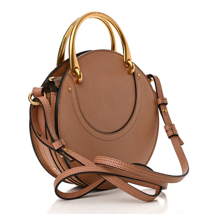 Chloe Shiny Goatskin Suede Small Pixie Bag Caramel 3 of 10