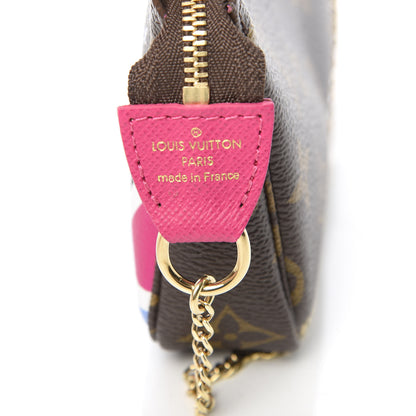 Louis Vuitton Monogram 2018 Christmas Animation Mini Bears Pochette Accessories 7 of 8