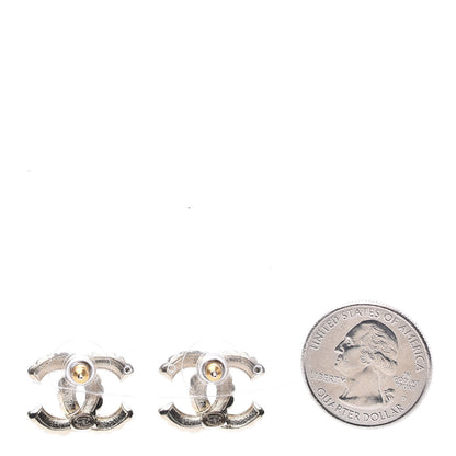 Chanel Pearl Queen of France CC Earrings Gold 2 of 5