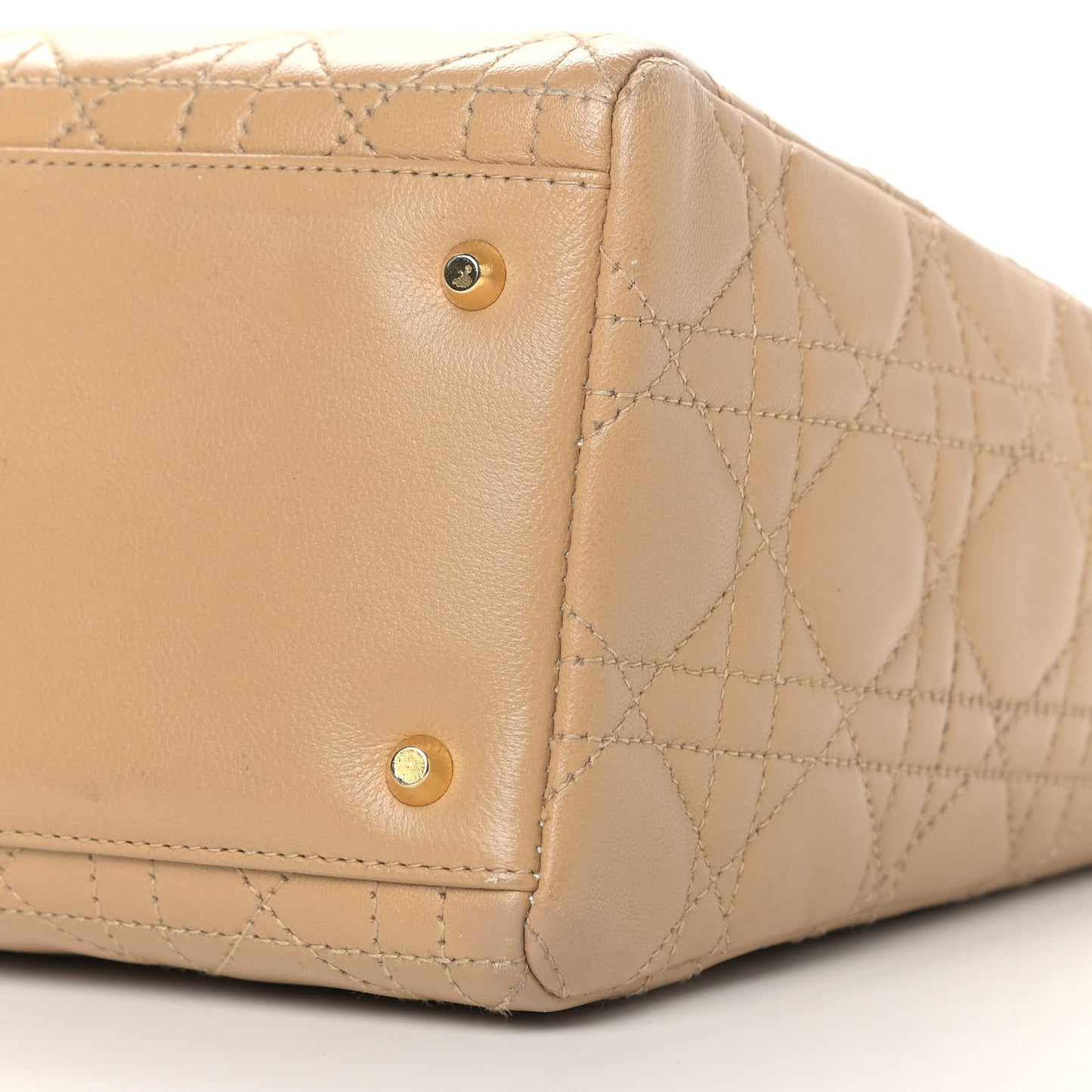 Lambskin Cannage Medium Lady Dior Beige