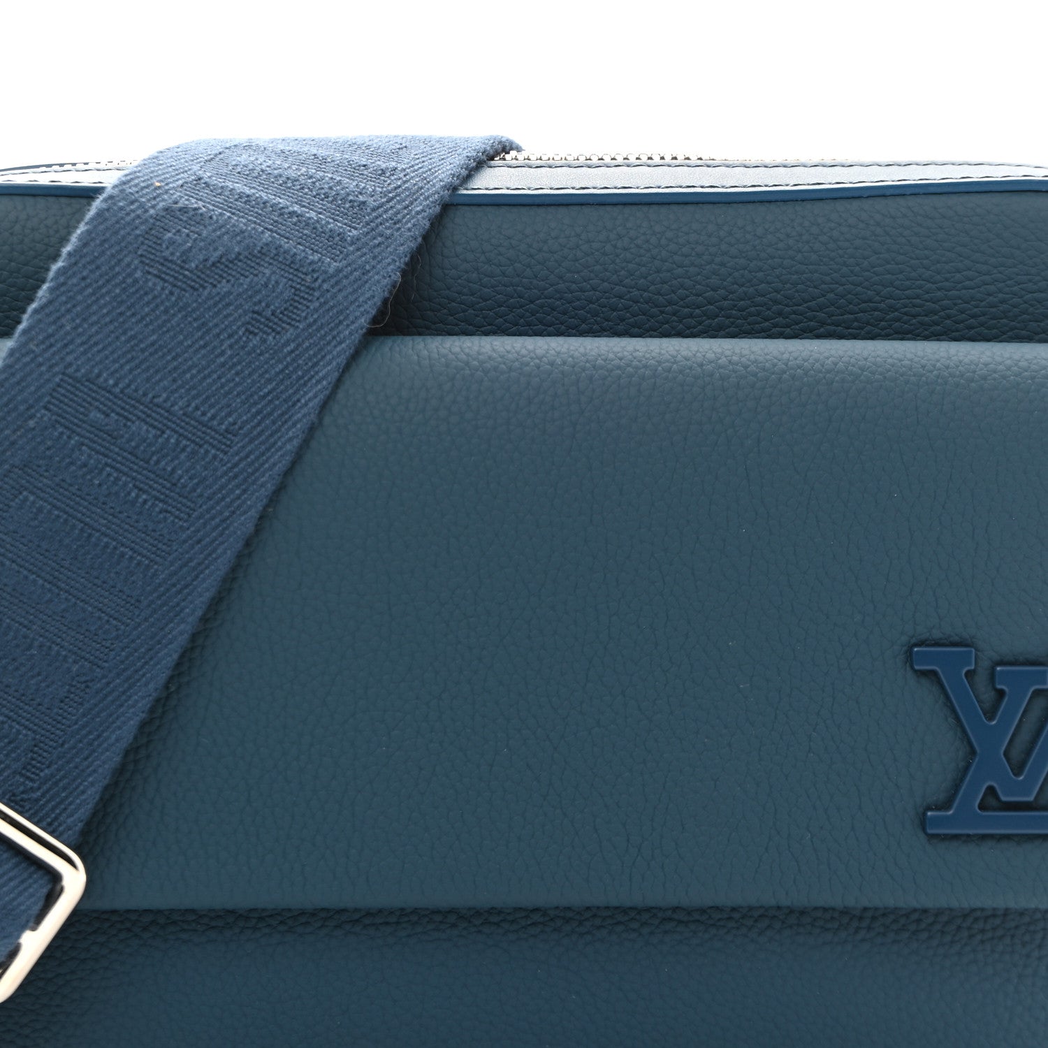 Louis Vuitton Calfskin Aerogram Fastline Messenger Bleu Atlantique 7 of 9