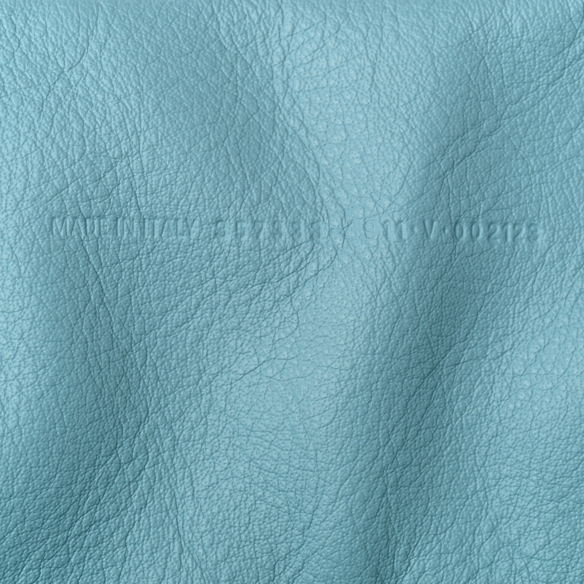 Supple Calfskin Papier Mini A4 Zip Around Tote Bleu Caraibes