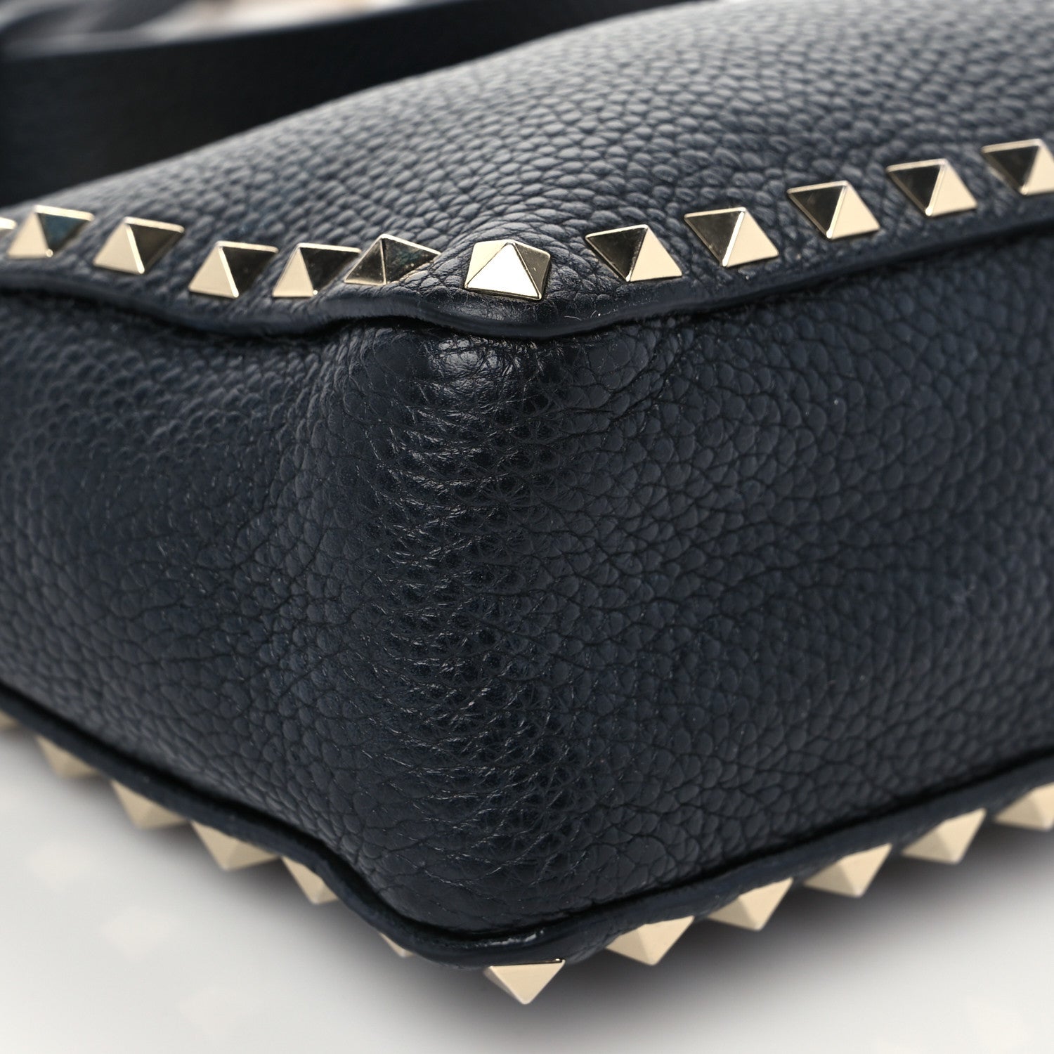 Valentino Garavani Pebbled Calfskin Mini Rockstud Flip-Lock Messenger Bag Black 7 of 8