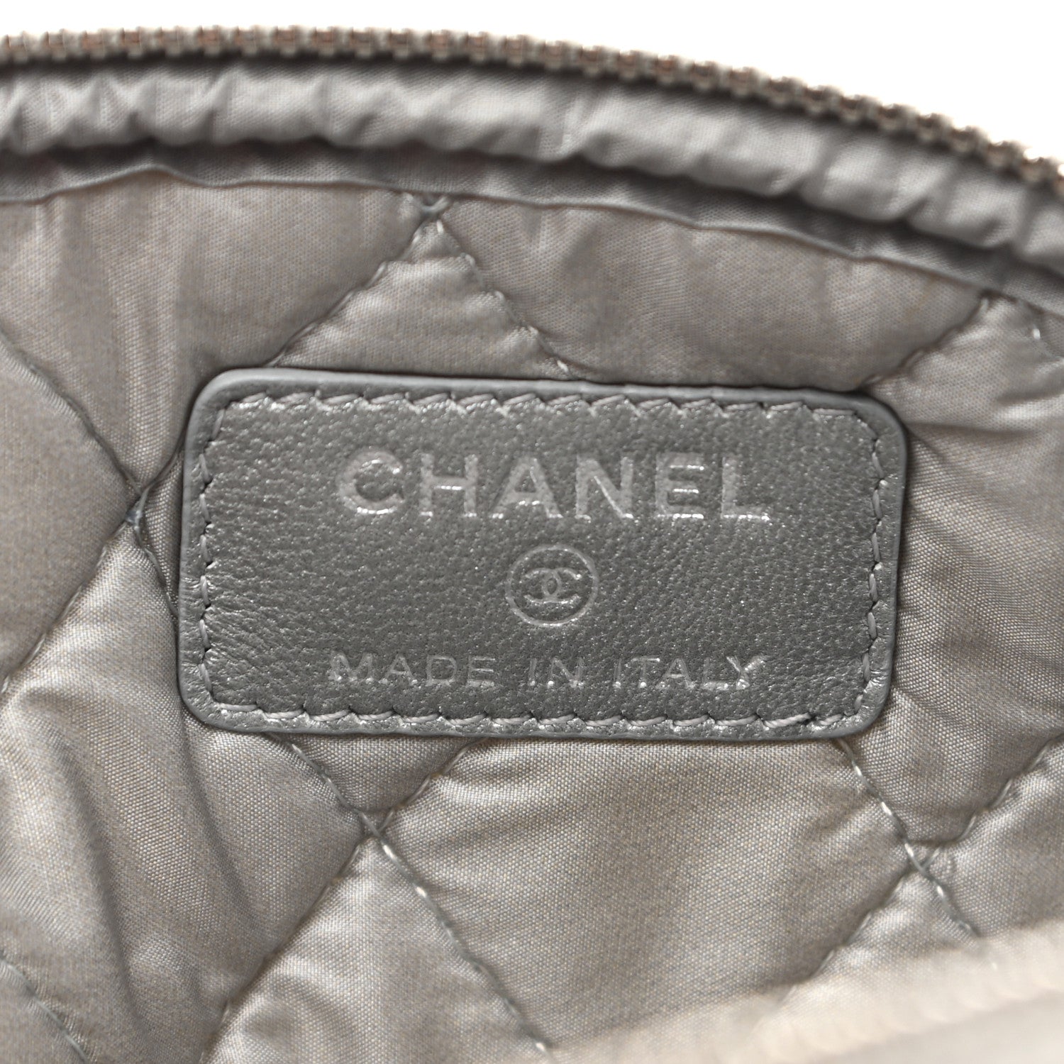 Chanel Metallic Lambskin Quilted Reissue Cosmetic Case Silver 6 of 9