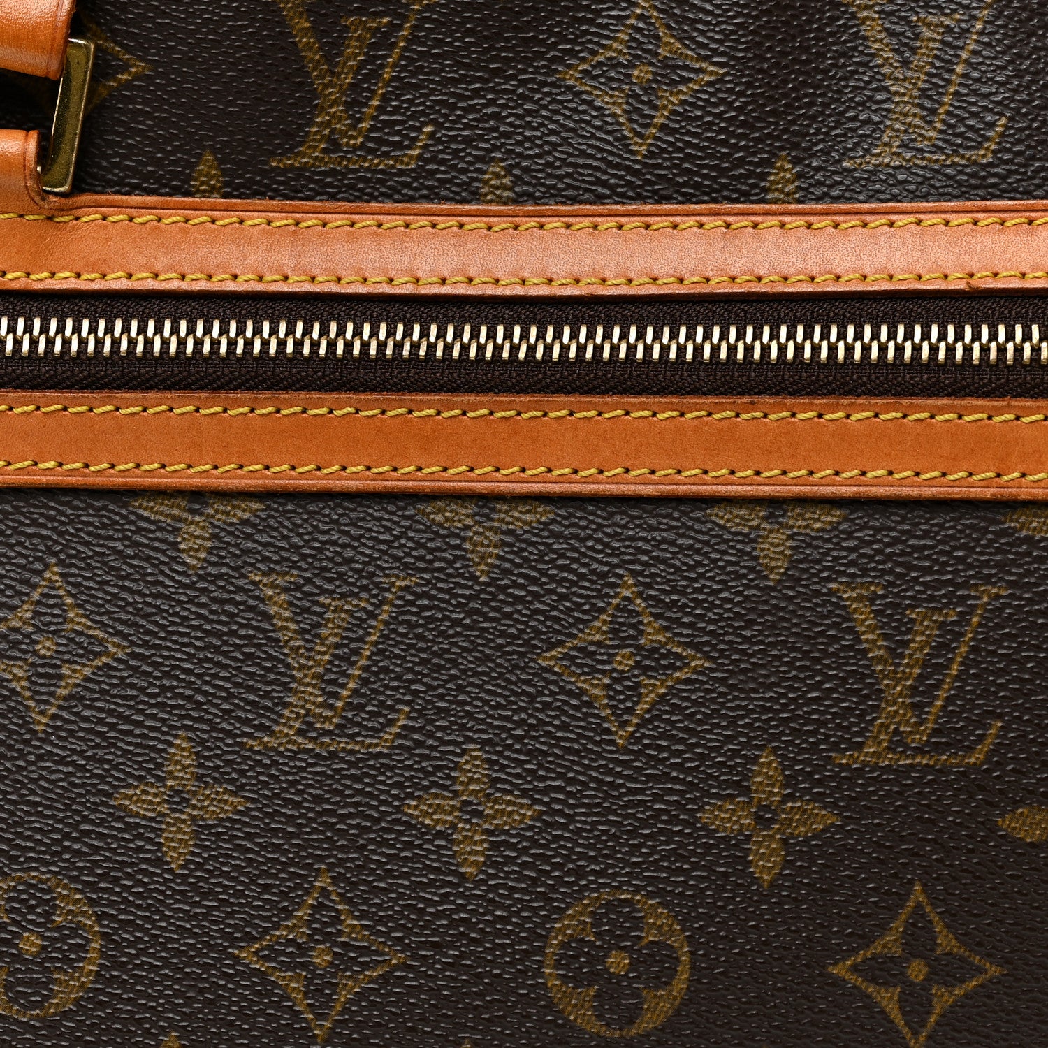 Louis Vuitton Monogram Cite GM 8 of 31