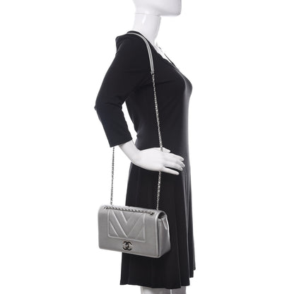 Chanel Metallic Sheepskin Chevron Quilted Medium Vintage Mademoiselle Flap Silver 2 of 14