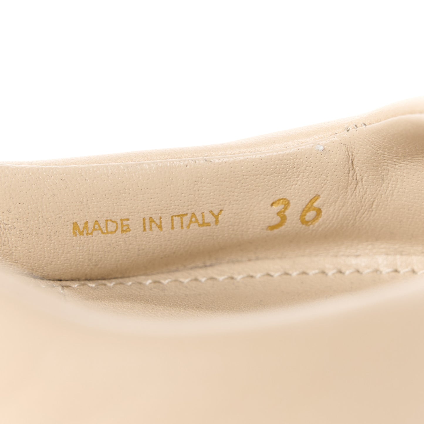 Spazzolato Triangle Logo Pointed Toe 45mm Slingback Pumps 36 Deserto