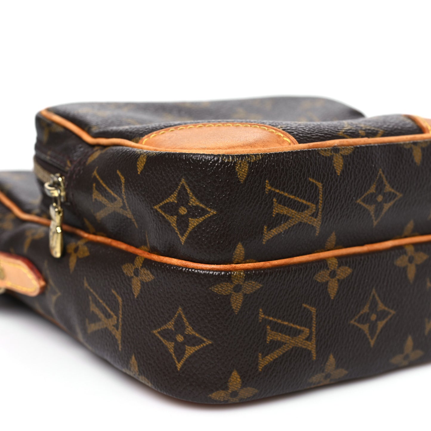 Monogram Amazone