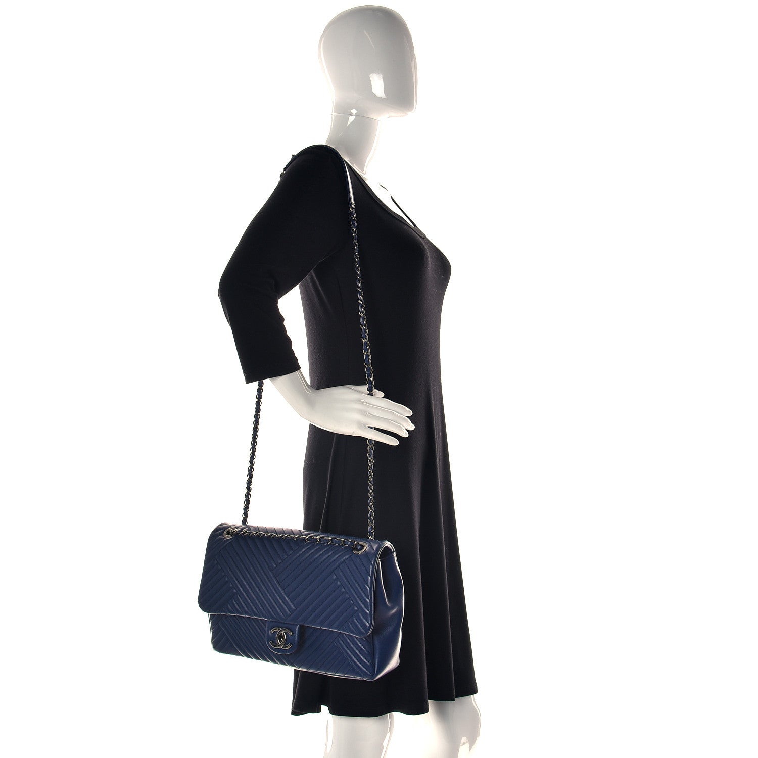 Chanel Lambskin Quilted Large CC Crossing Flap Navy 2 of 14
