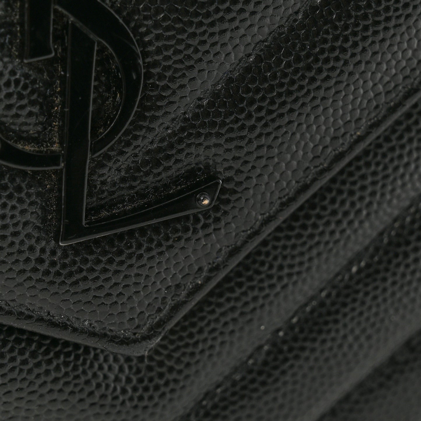 Grain De Poudre Matelasse Chevron Monogram Monochrome Chain Wallet Black