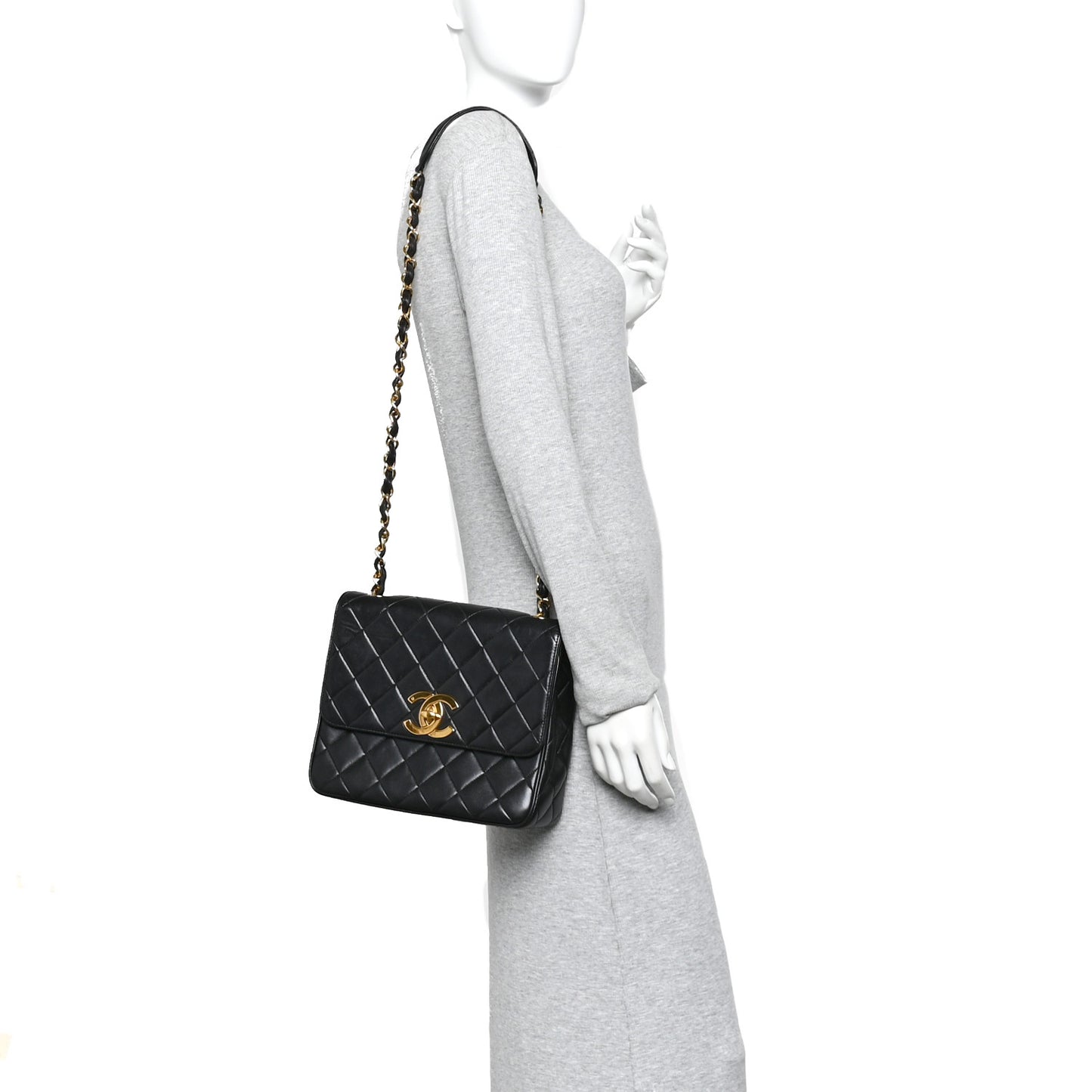 Lambskin Quilted Medium Single Flap Black