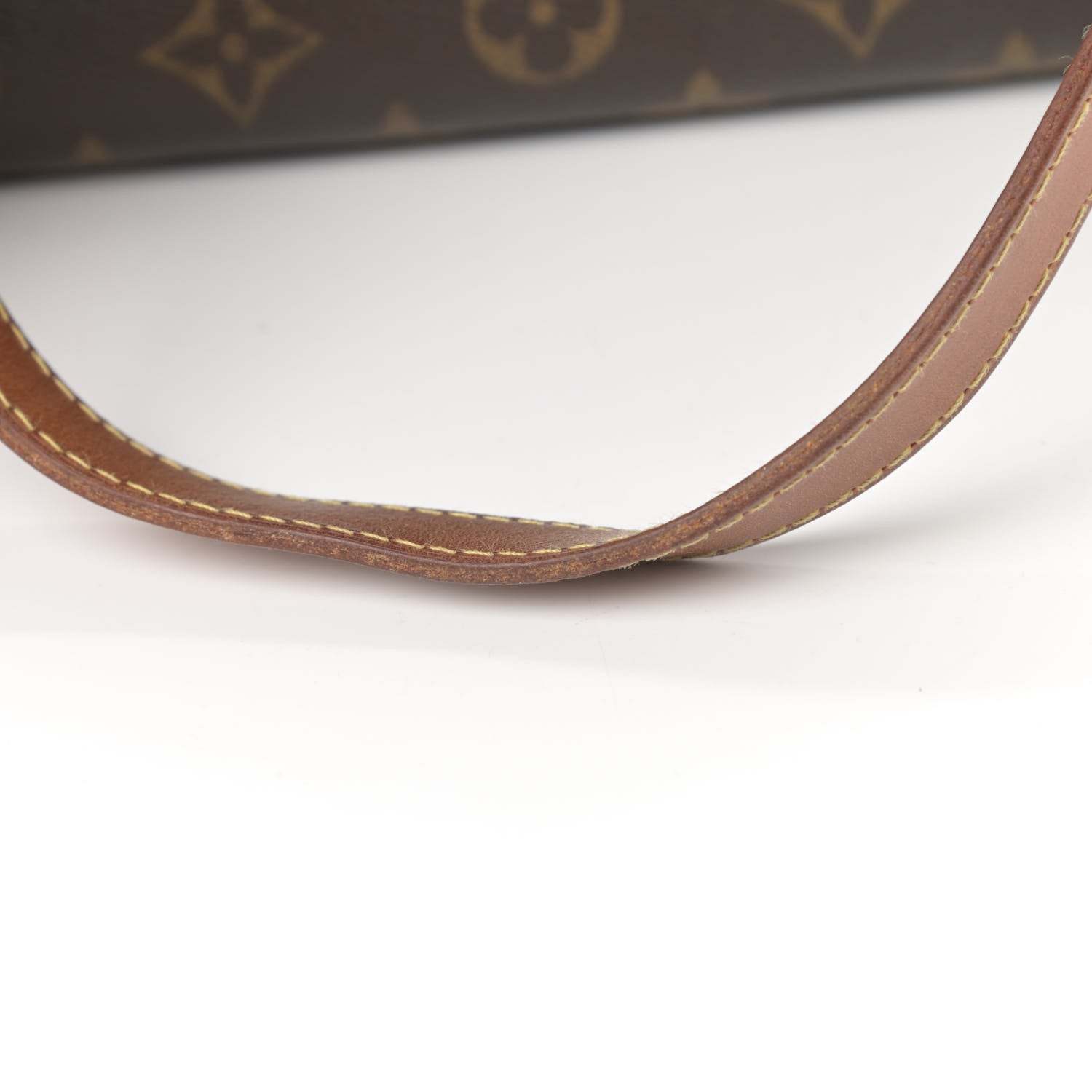 Louis Vuitton Monogram Popincourt Haut 19 of 22