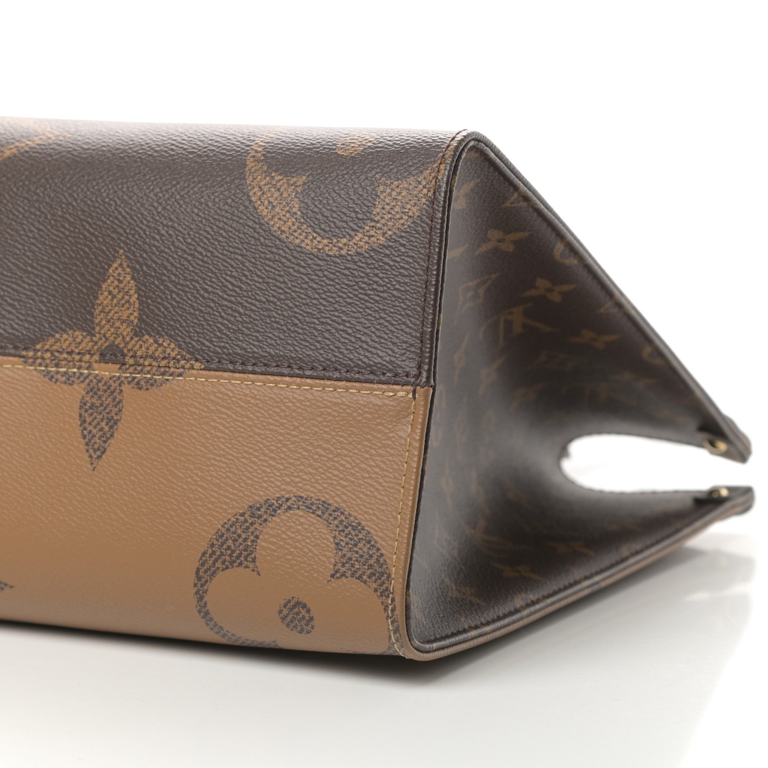 Louis Vuitton Reverse Monogram Giant Onthego MM 10 of 10