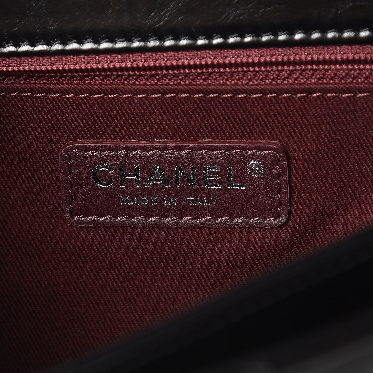 Glazed Calfskin Quilted Medium Perfect Edge Flap Black