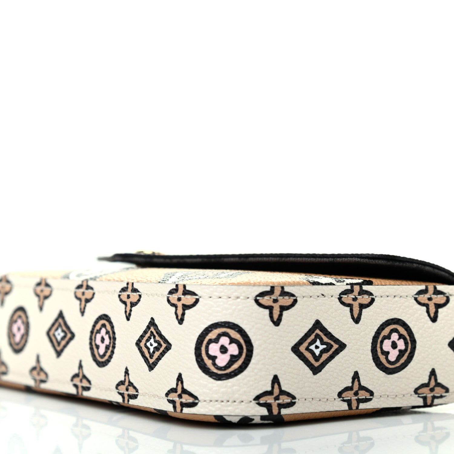 Louis Vuitton Monogram Wild At Heart Felicie Strap & Go Arizona Creme 8 of 8
