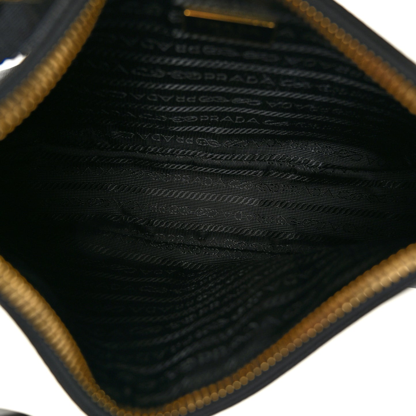 Saffiano Lux Re-Edition 2005 Shoulder Bag Black