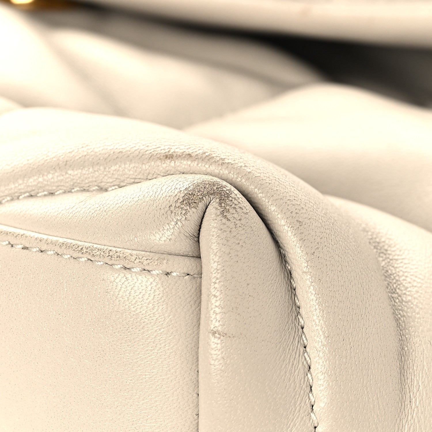 Saint Laurent Lambskin Quilted Small Loulou Puffer Monogram Chain Satchel Blanc Vintage 10 of 14