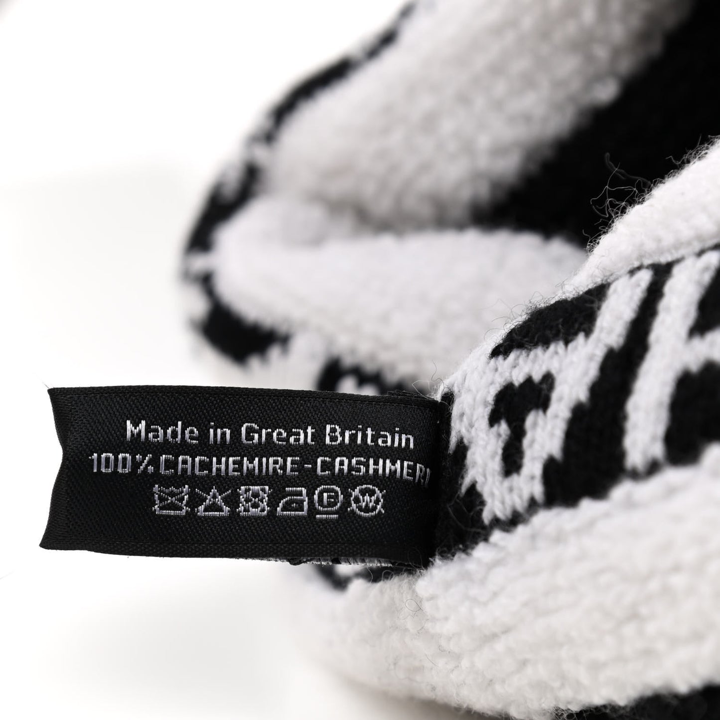 Cashmere CC Beanie Hat Ecru Black