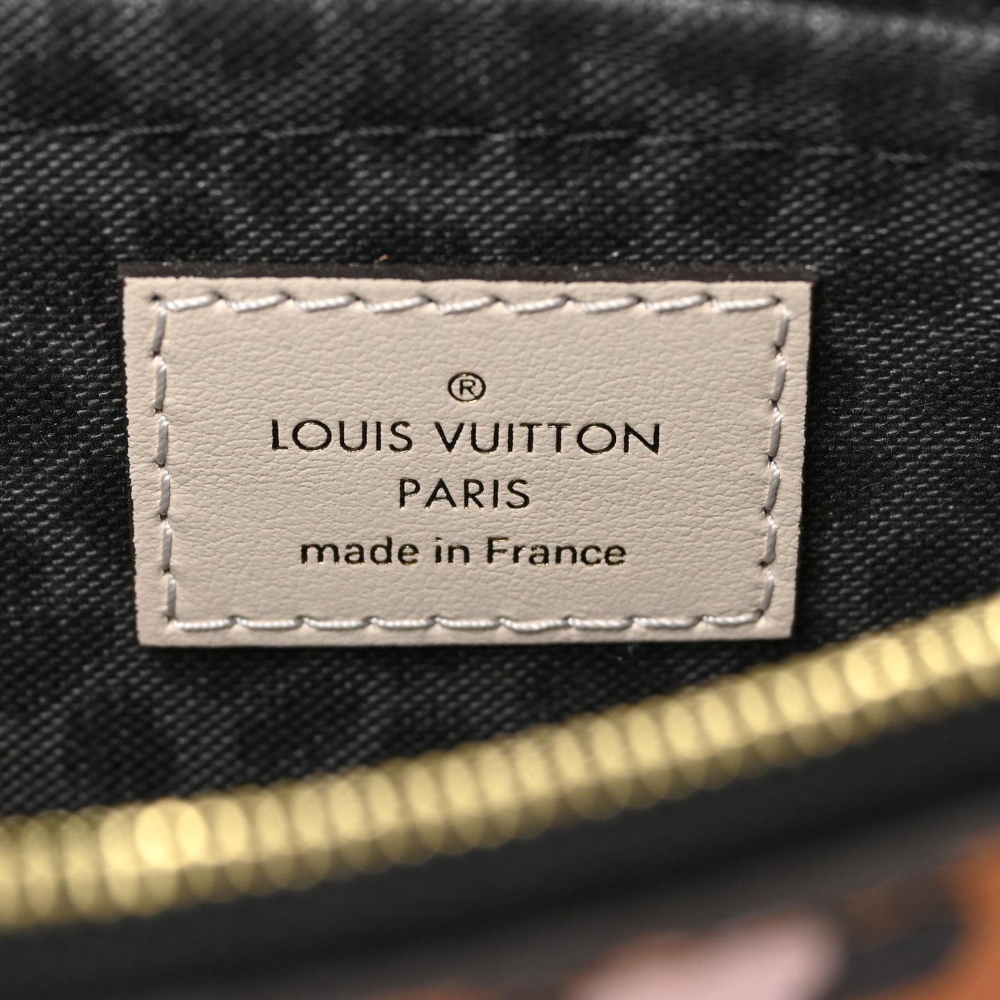 Monogram Giant Wild At Heart Neverfull MM Pochette Black