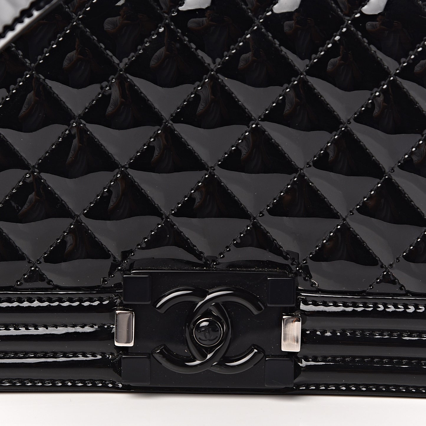 Patent Calfskin Quilted Medium Plexiglass Boy Flap Black