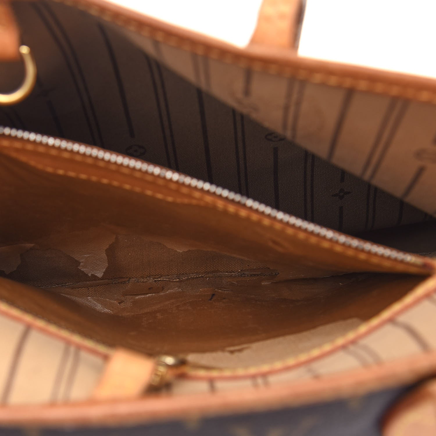 Louis Vuitton Monogram Neverfull MM 11 of 12