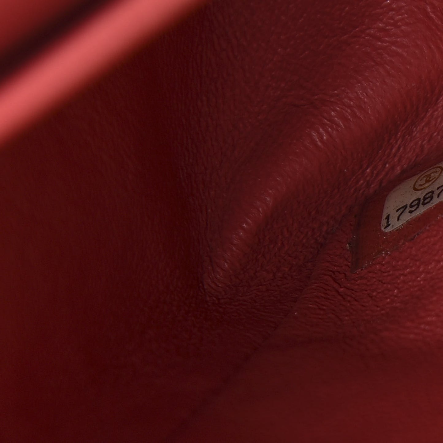 Iridescent Caviar Quilted Medium Double Flap Dark Pink