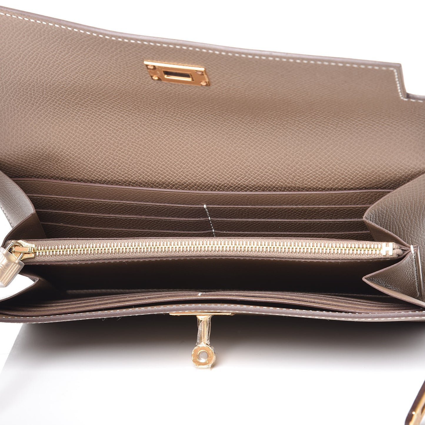 Epsom Kelly Longue Wallet Etoupe