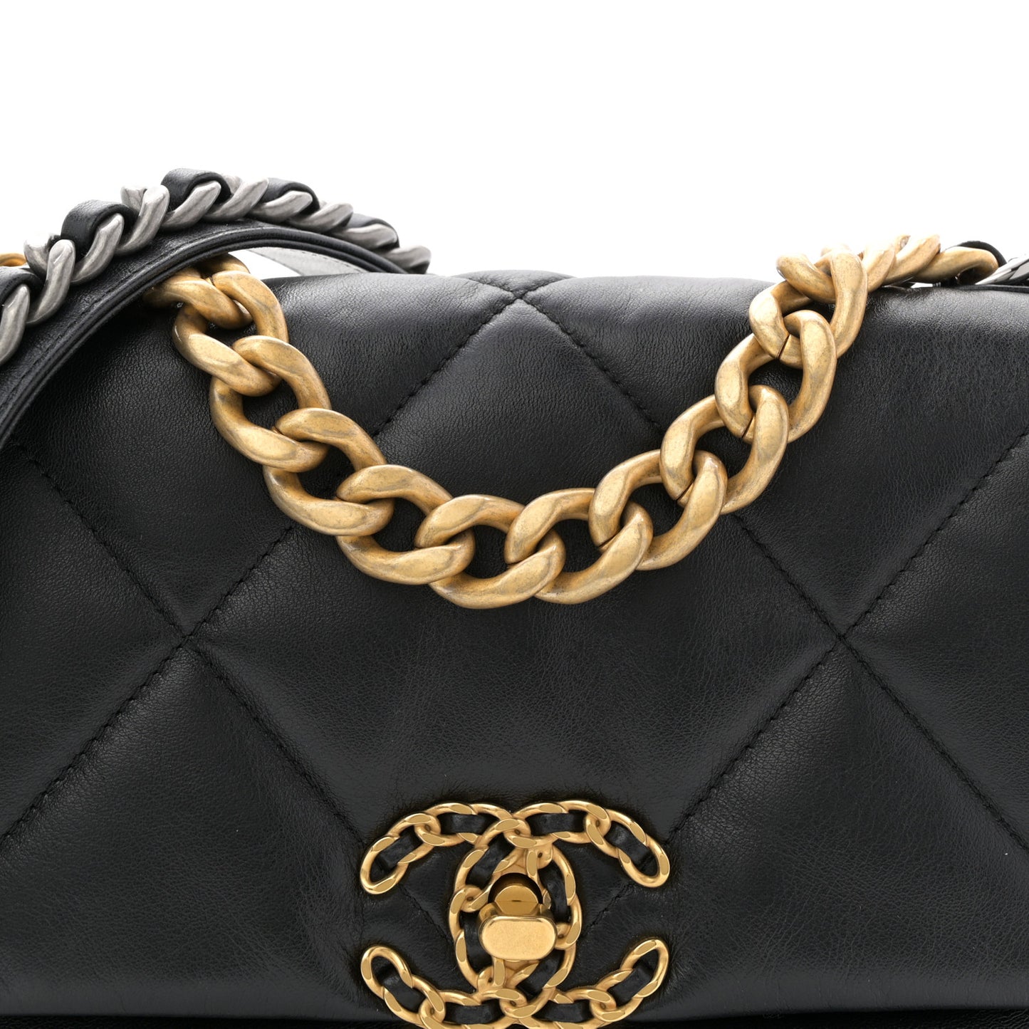 Lambskin Quilted Medium Chanel 19 Flap Black