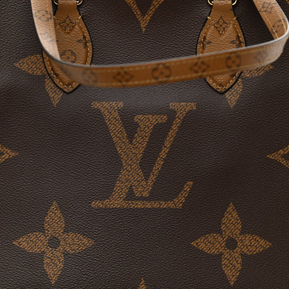 Louis Vuitton Reverse Monogram Giant Onthego MM 7 of 10