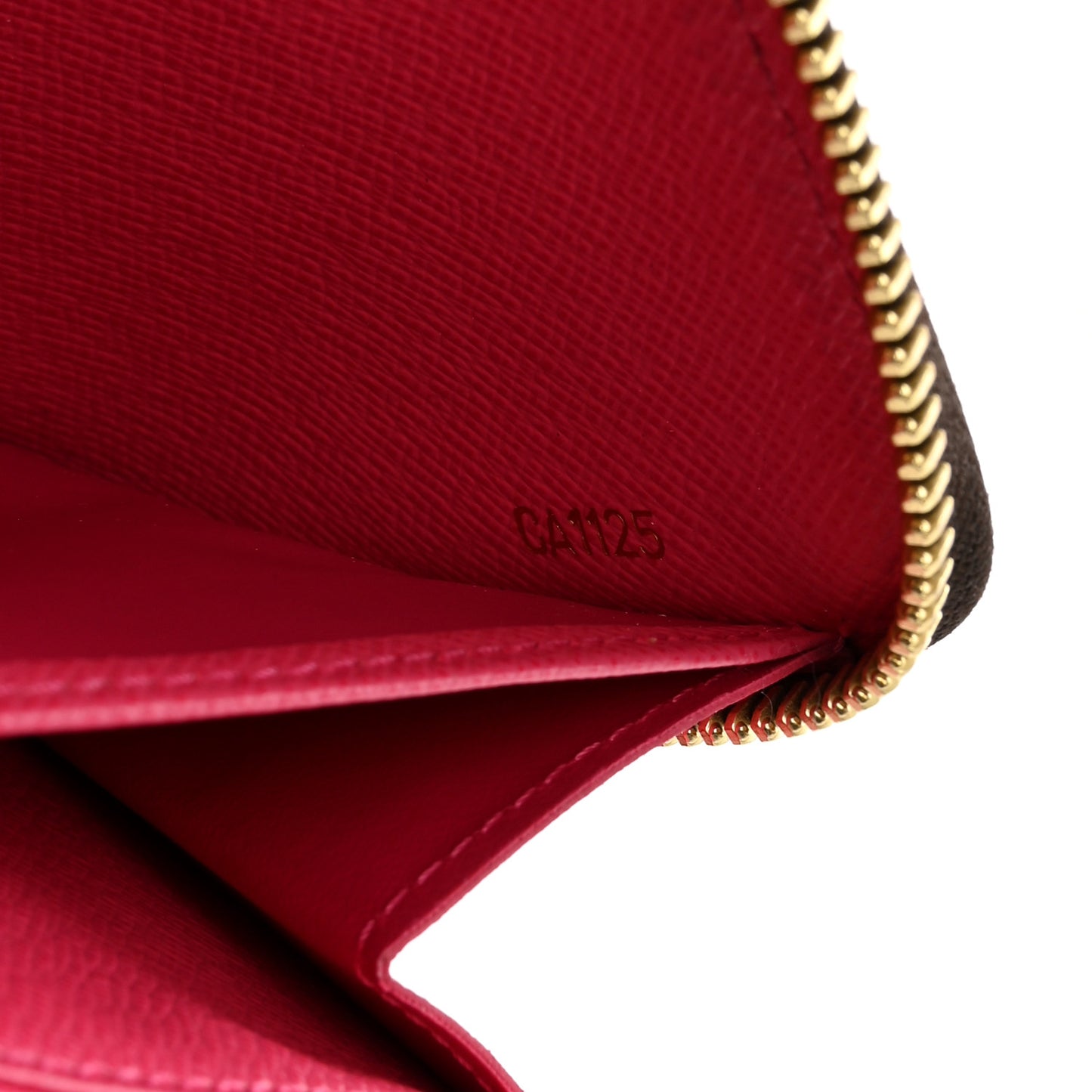 Monogram V Zippy Wallet Grenade