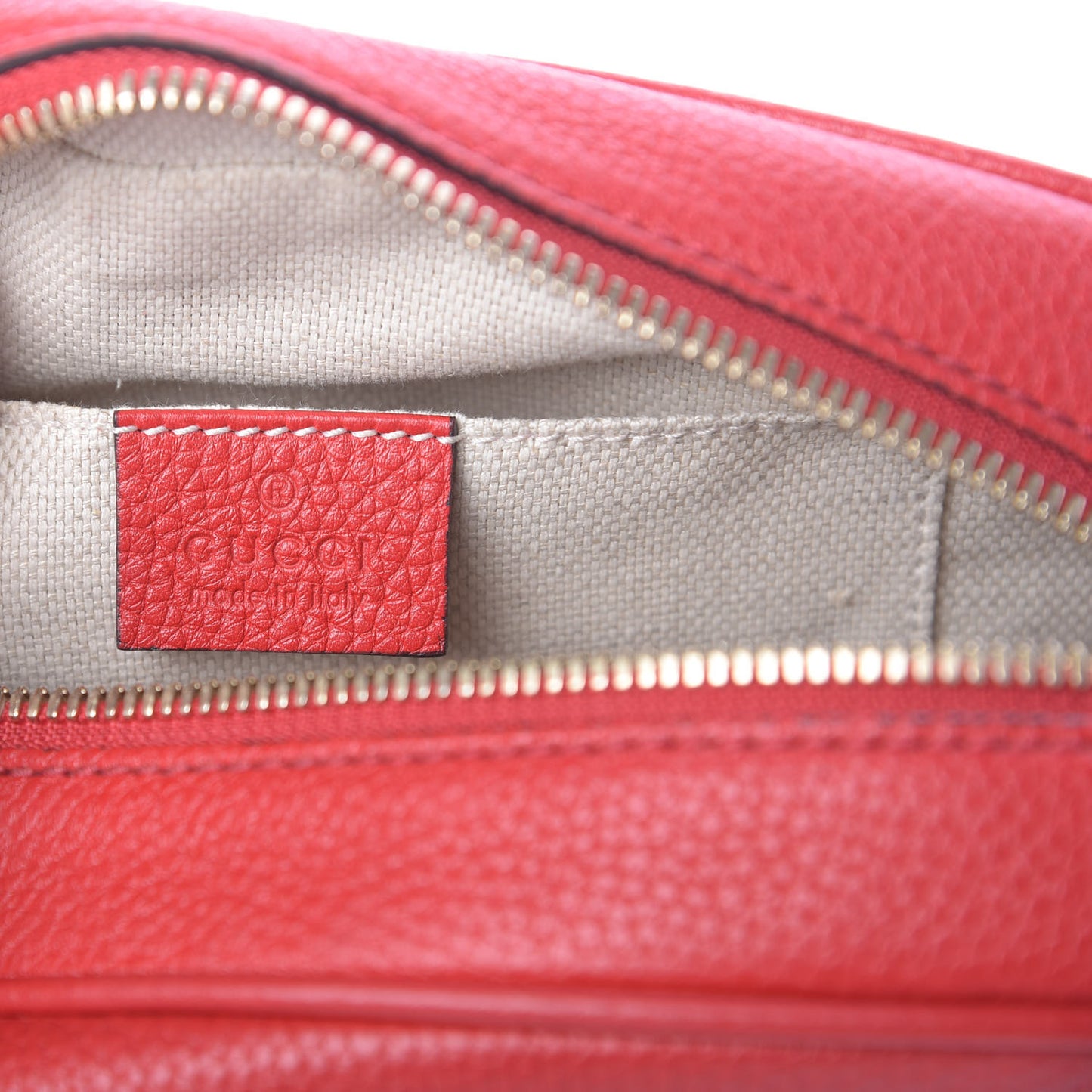 Pebbled Calfskin Small Soho Disco Bag Tabasco Red