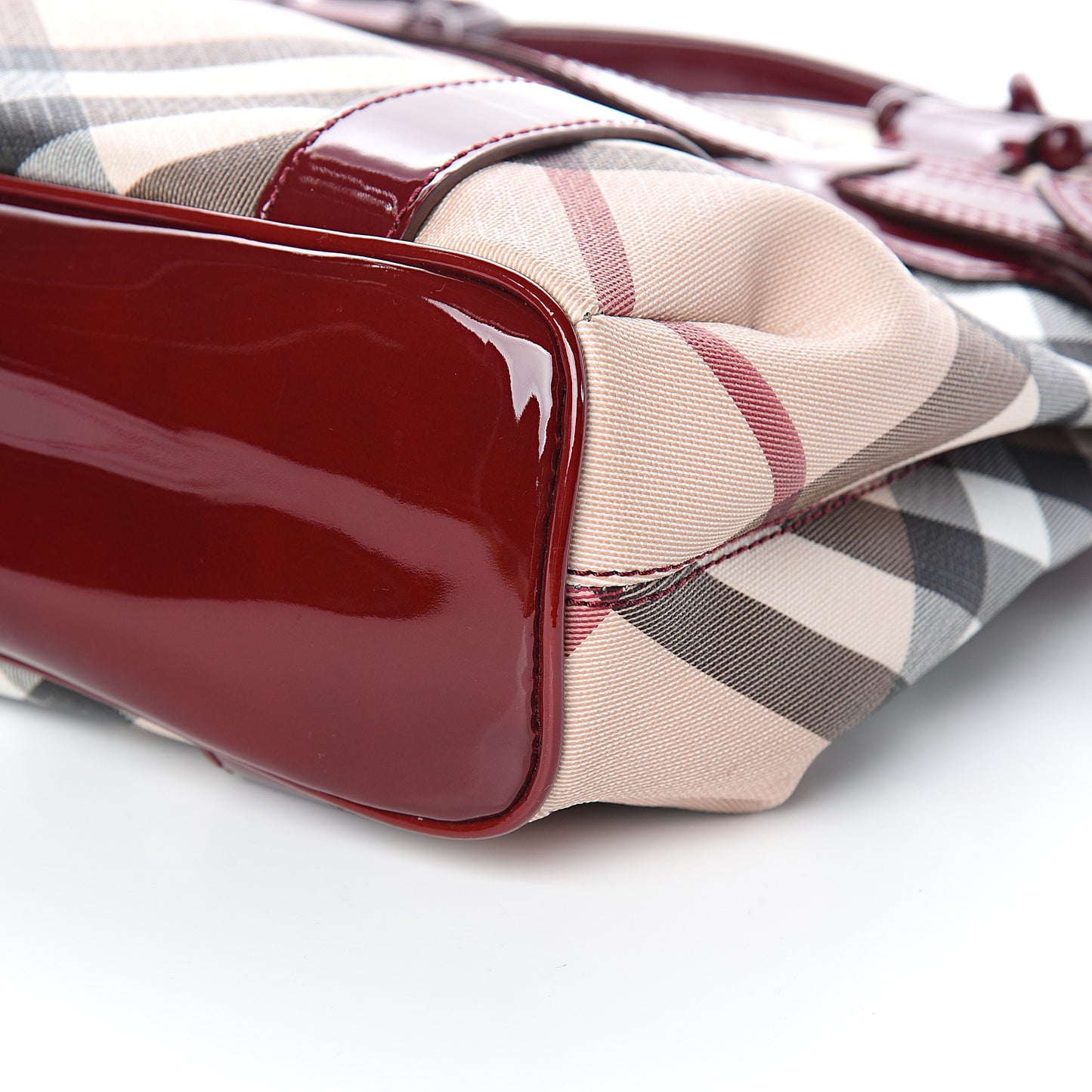 Nova Check Large Chain Tote Berry