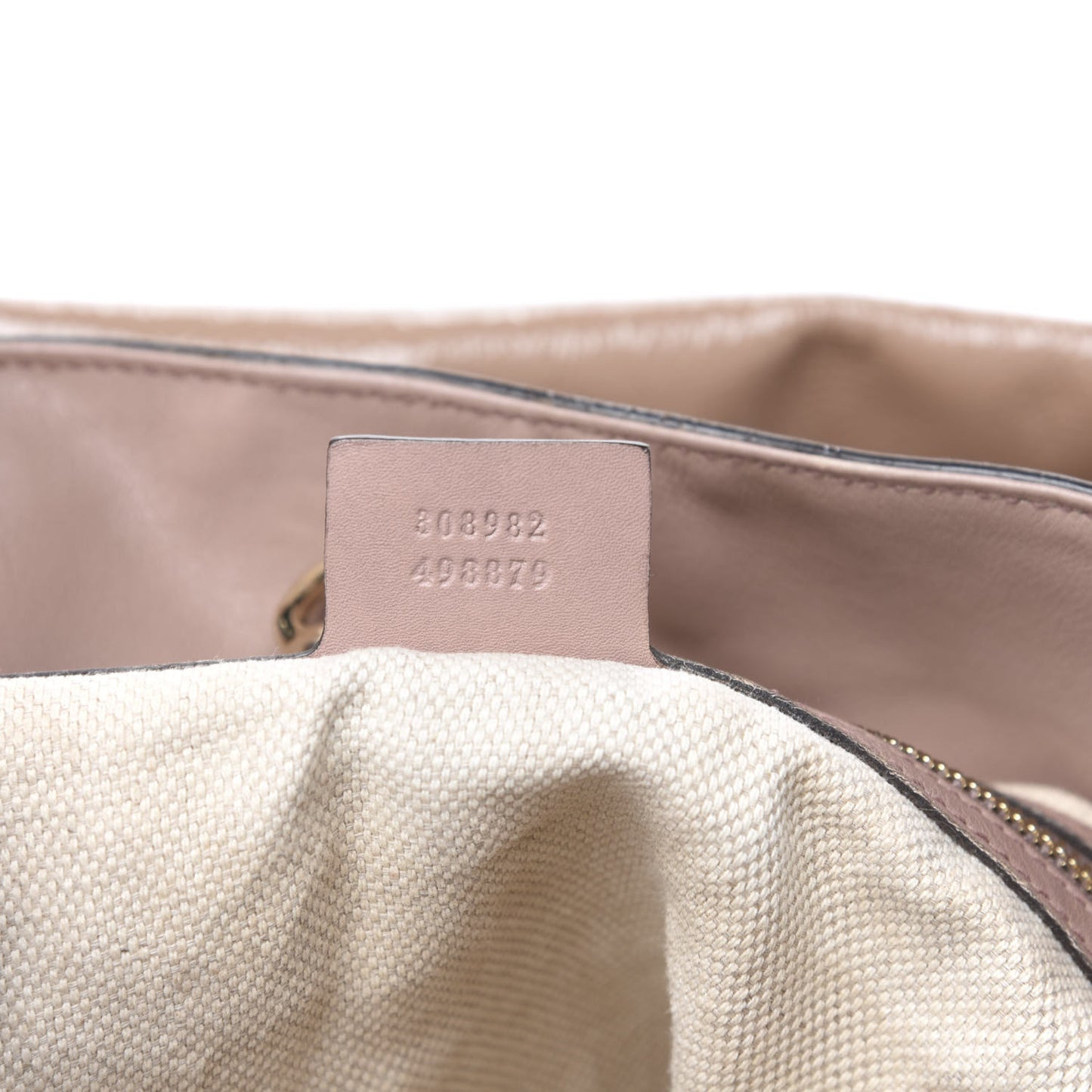 Patent Medium Soho Chain Shoulder Bag Dark Cipria