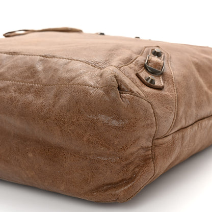 Balenciaga Agneau Classic Hardware Day Hobo Caramel 10 of 15