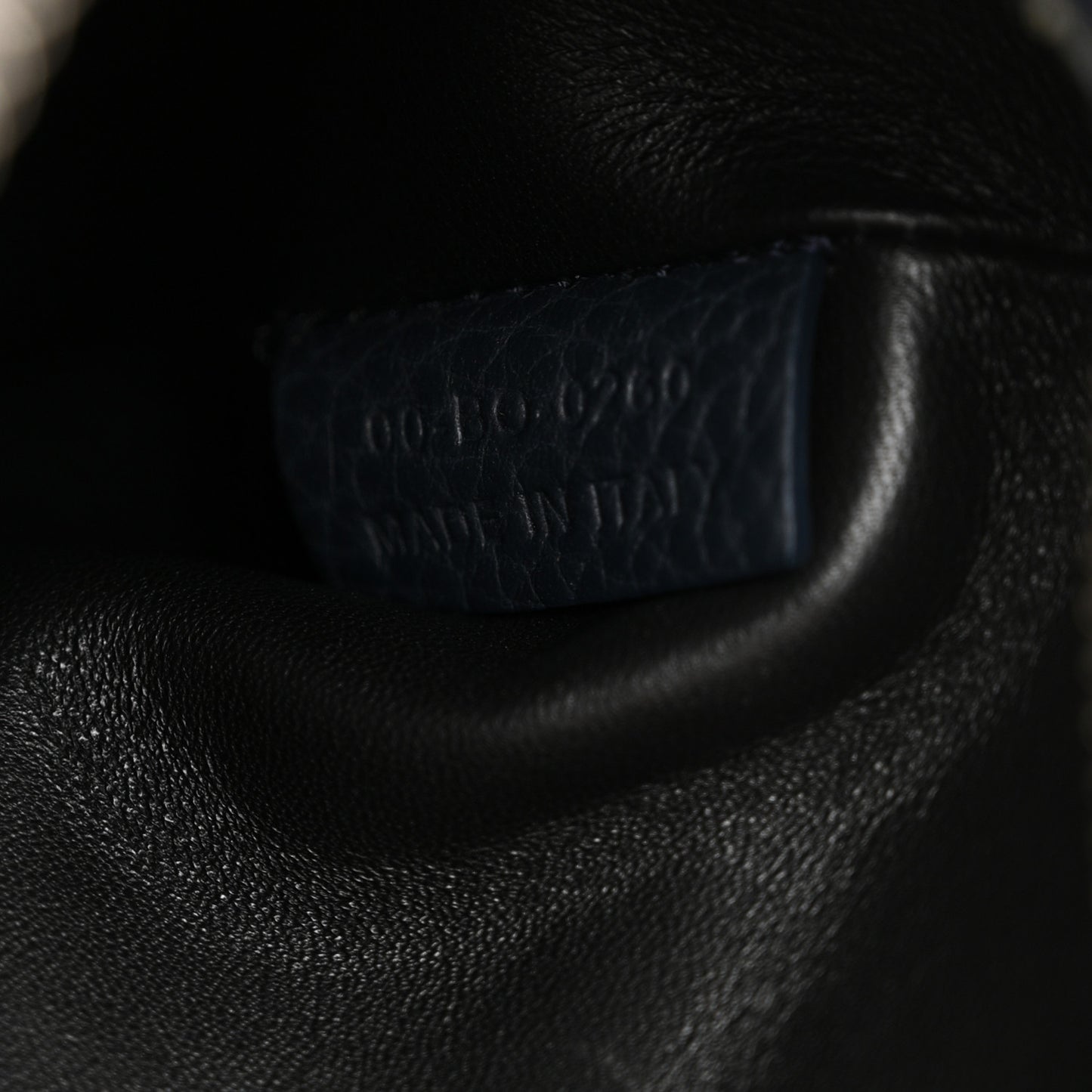 X SHAWN STUSSY Grained Calfskin Beaded Flower Saddle Bag Blue White