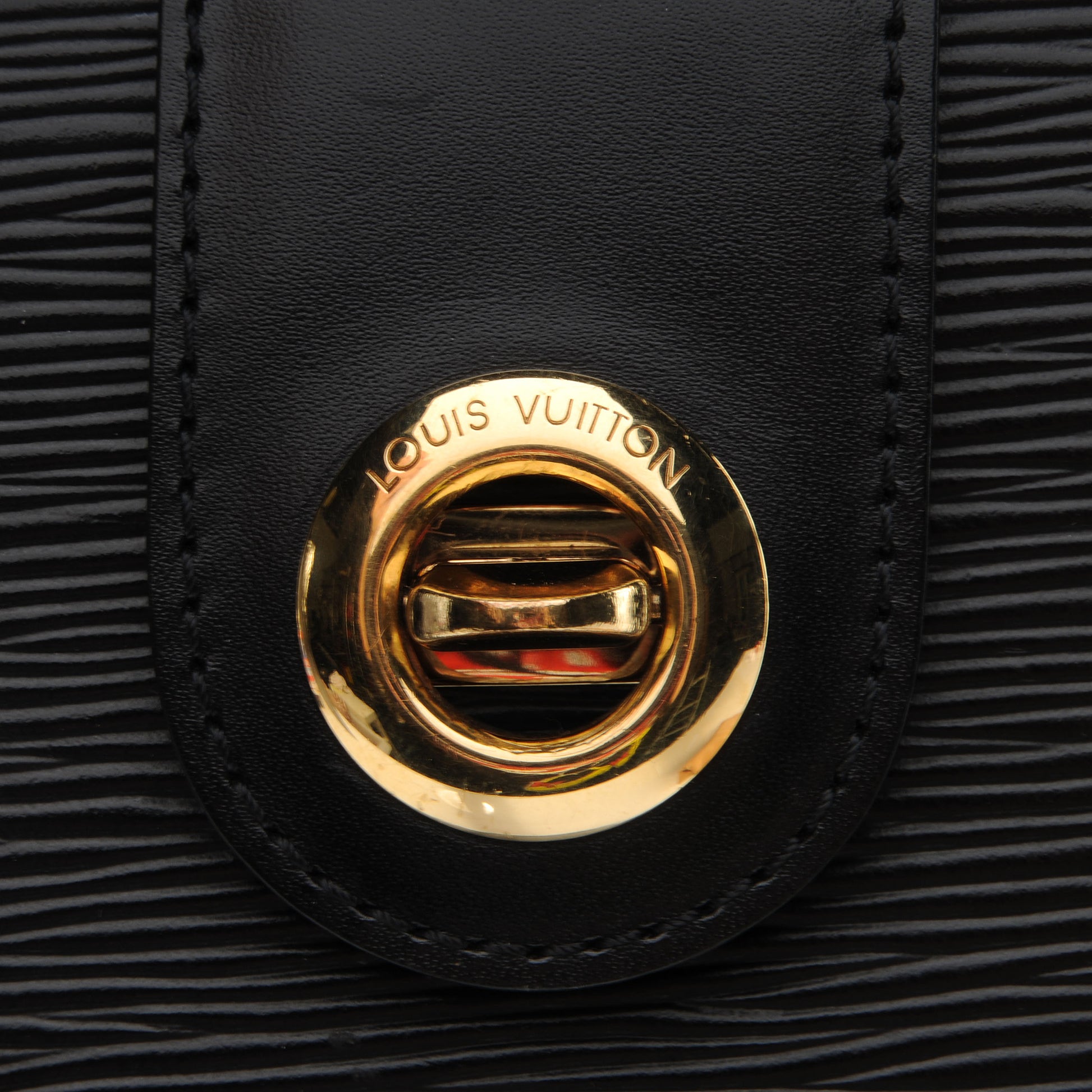 Louis Vuitton Epi Cluny Black 8 of 8