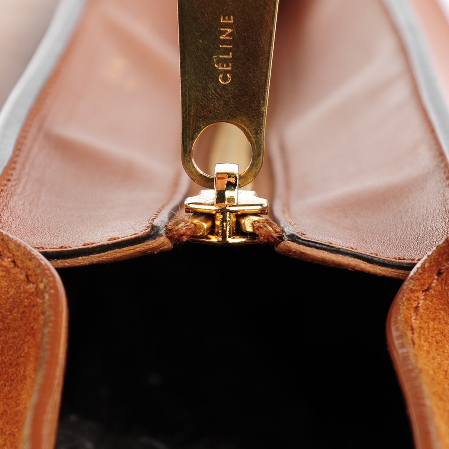Natural Calfskin Suede Medium Trapeze Tan